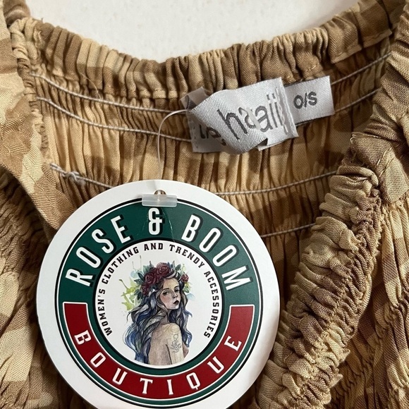 Tiare Hawaii • NWT Brown Tan Animal Stripe Smocked Jumpsuit - Picture 5 of 8